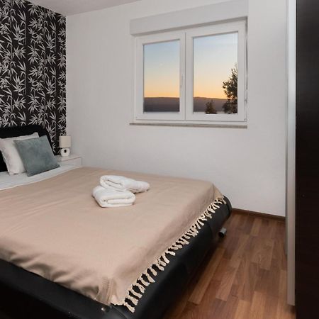 Sunny Hill Apartments With Rooftop Pool Čelina Exterior photo