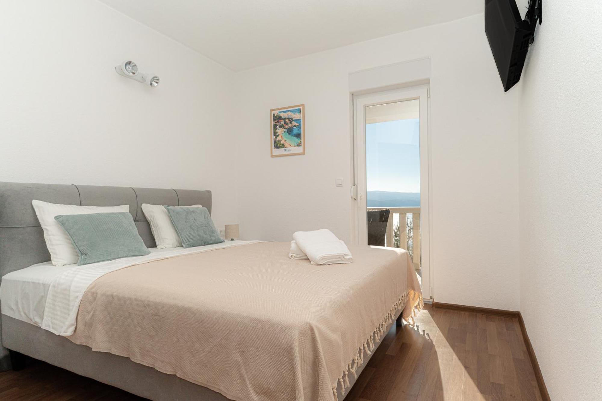 Sunny Hill Apartments With Rooftop Pool Čelina Exterior photo