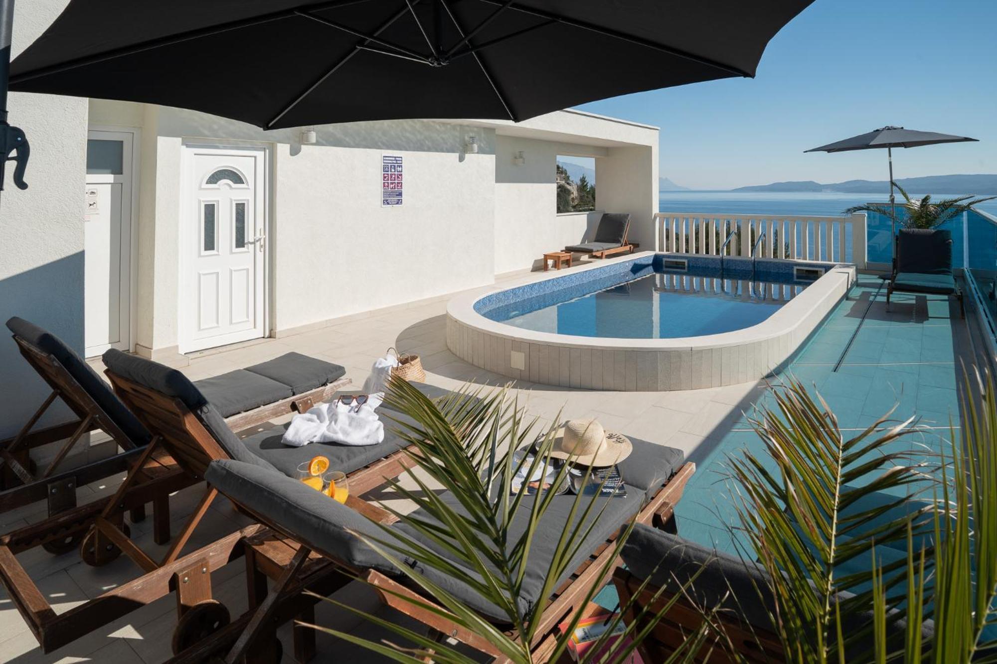 Sunny Hill Apartments With Rooftop Pool Čelina Exterior photo