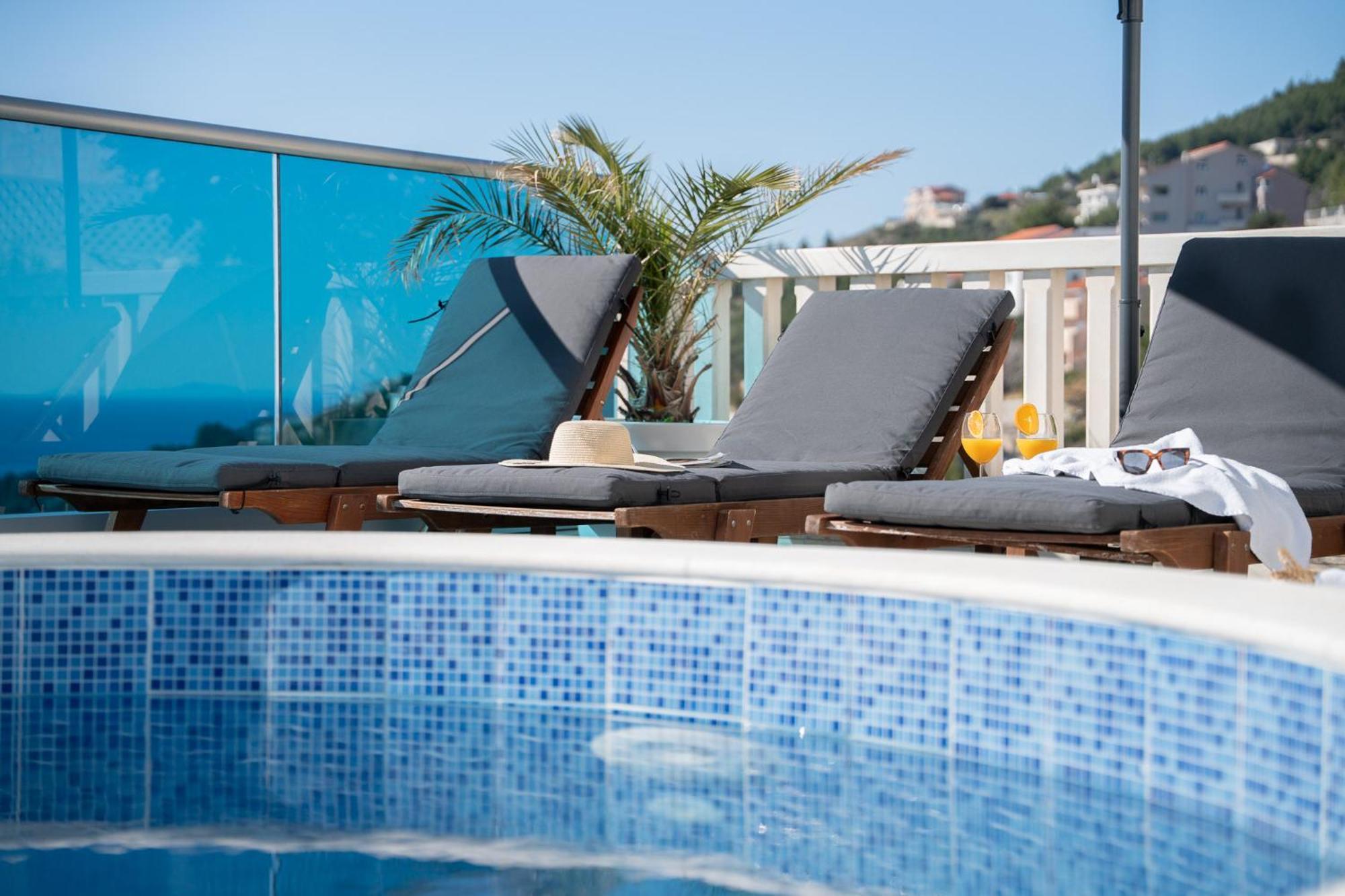 Sunny Hill Apartments With Rooftop Pool Čelina Exterior photo