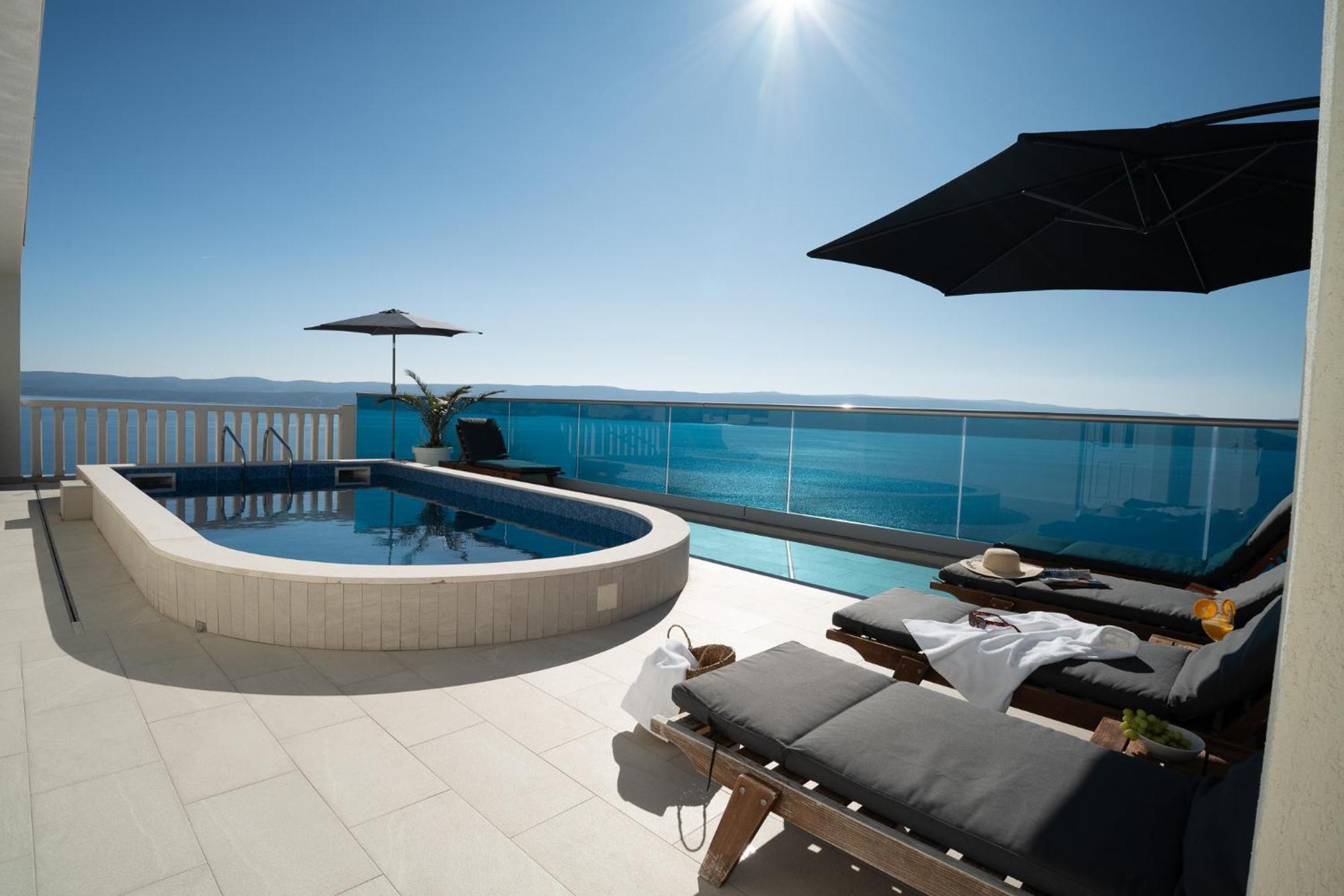 Sunny Hill Apartments With Rooftop Pool Čelina Exterior photo